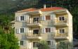 Apartmaji Hera, zasebne nastanitve v mestu Donji Stoliv, Črna gora